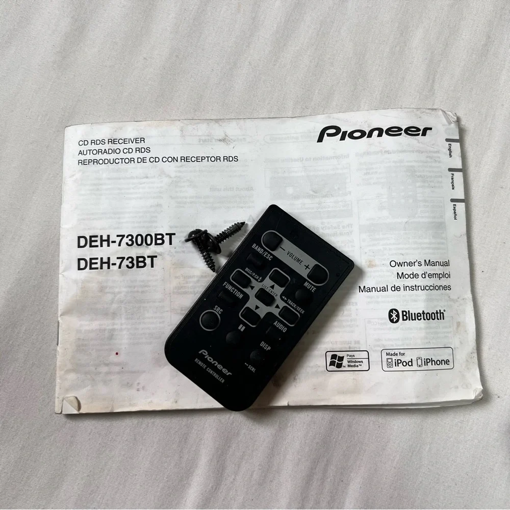 Pioneer Car Stereo DEH-7300BT - Picture 3 of 3